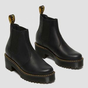 Doc Martens Platform Chelsea Boots (Size 8)